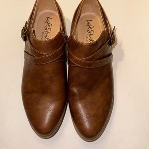 Life Stride ankle boots